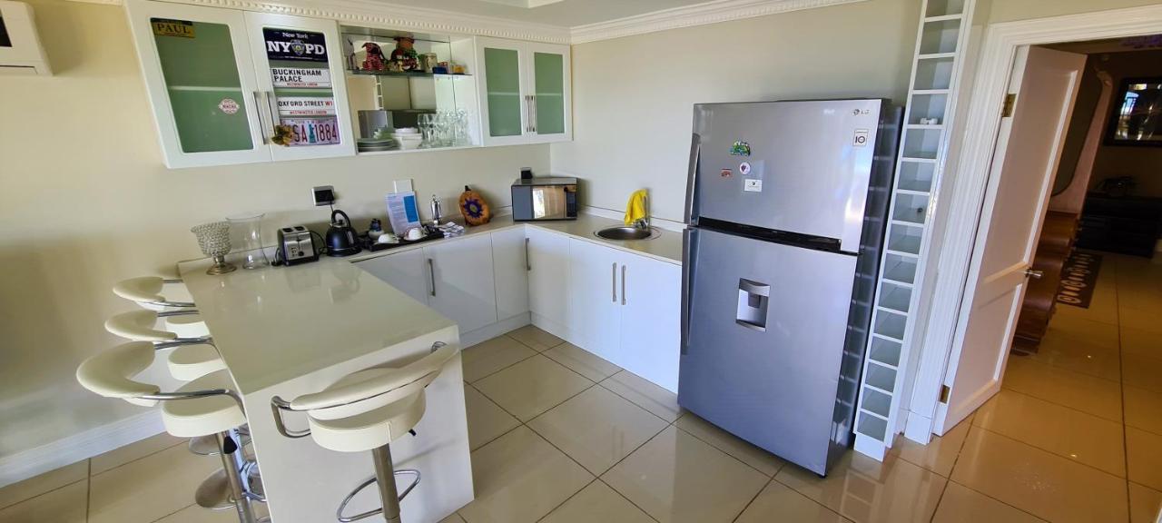 Illovo Beach House Amanzimtoti Bagian luar foto