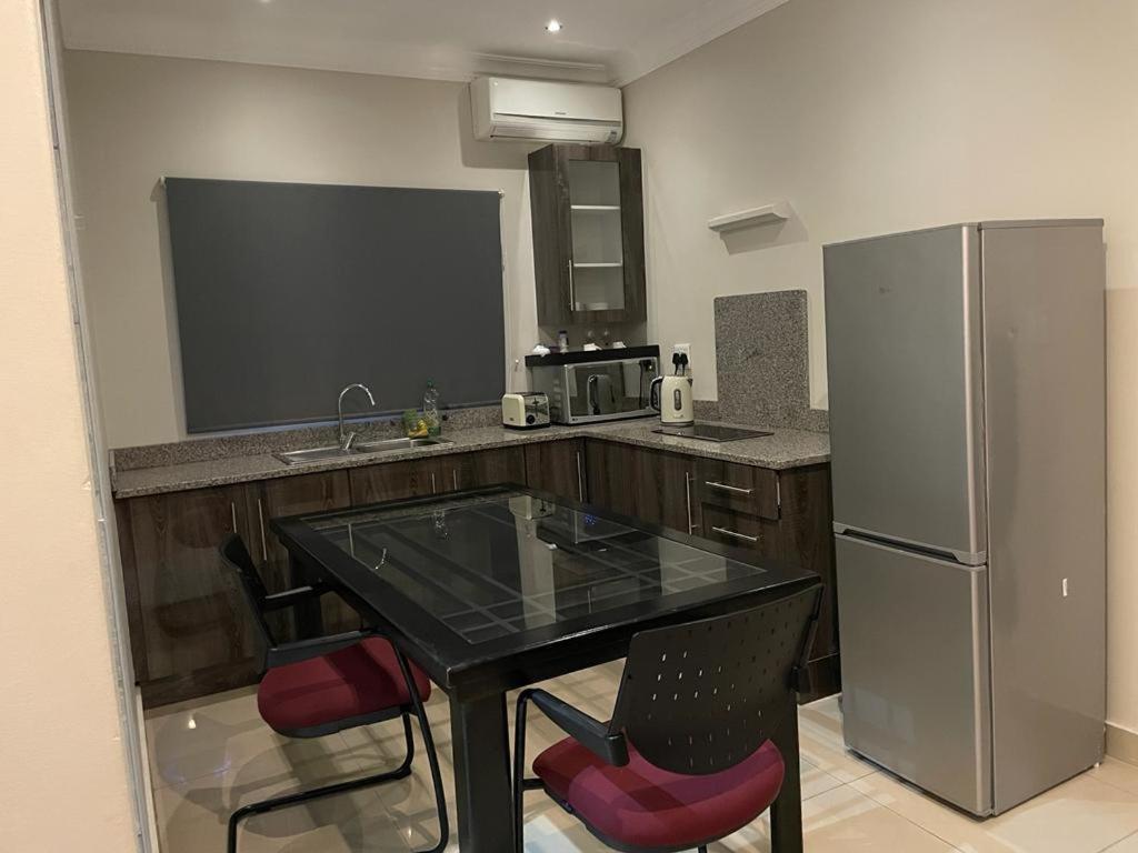 Illovo Beach House Amanzimtoti Bagian luar foto