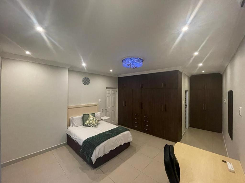 Illovo Beach House Amanzimtoti Bagian luar foto